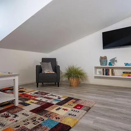 Haus-meerblick-villa-wohnung-44-seaside *